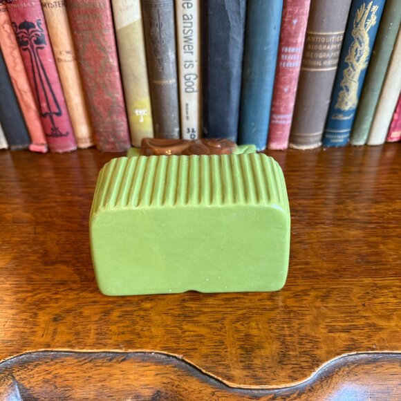 Vintage Royal Copley Deer and Fawn Wall Pocket/Planter - Picture 7 of 13